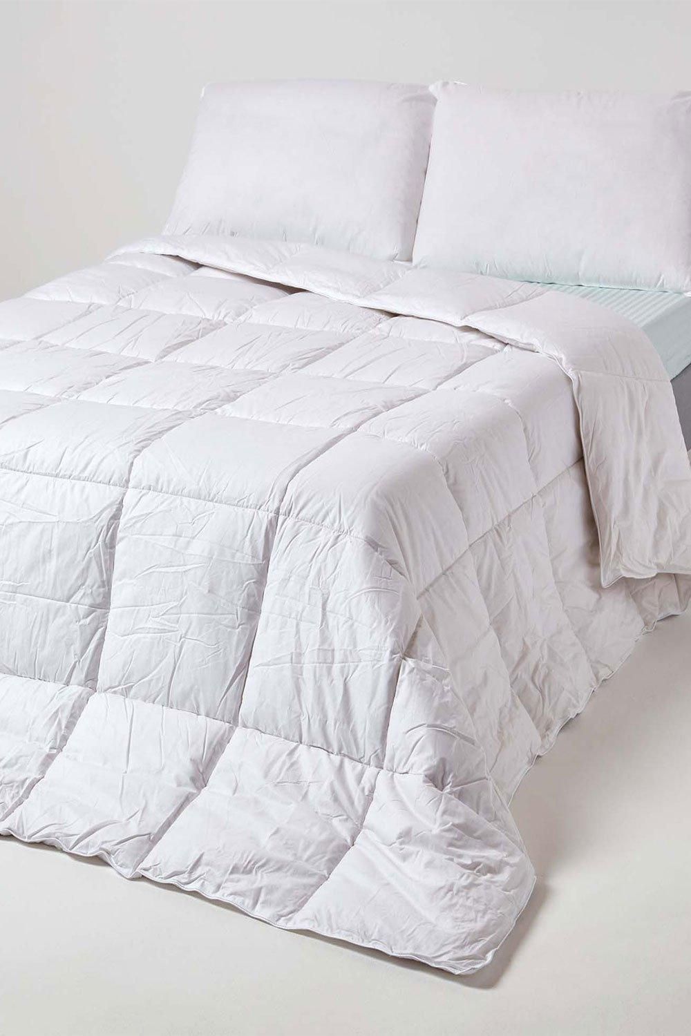 Homescapes Indulgent Pure Mulberry Silk Blend 13.5 Tog Autumn/Winter Duvet in White