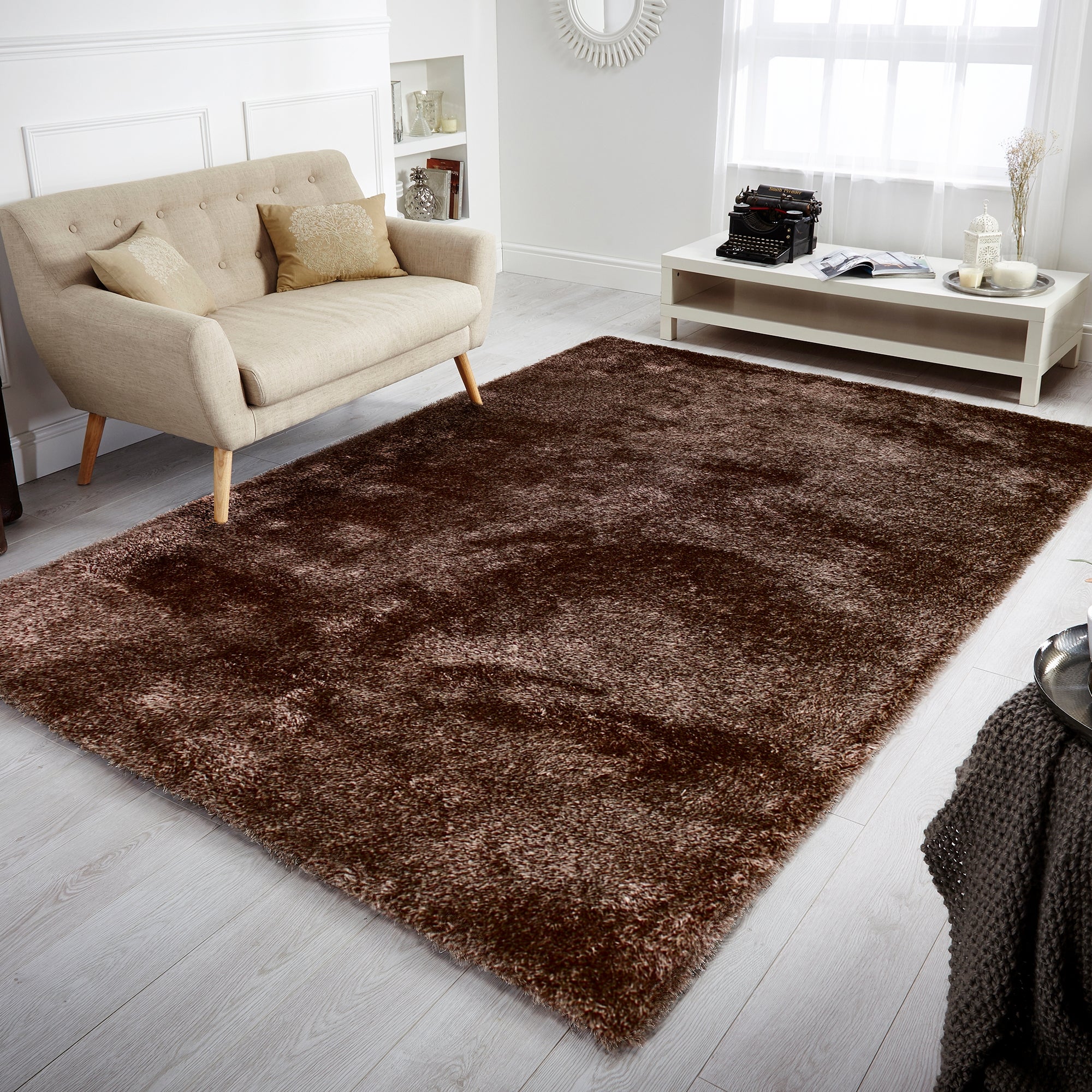 Indulgence Shaggy Rug Chocolate (Brown)