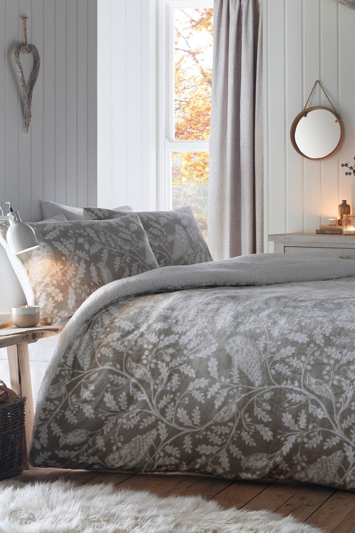 Dreams & Drapes 'Woodland Owls' Fleece Duvet Cover Set in Pale Green