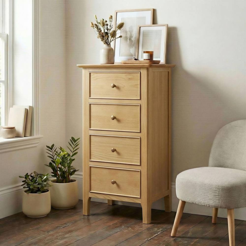 FurnitureboxUK Belle Solid Oak Small Chest of Drawers in Light Brown