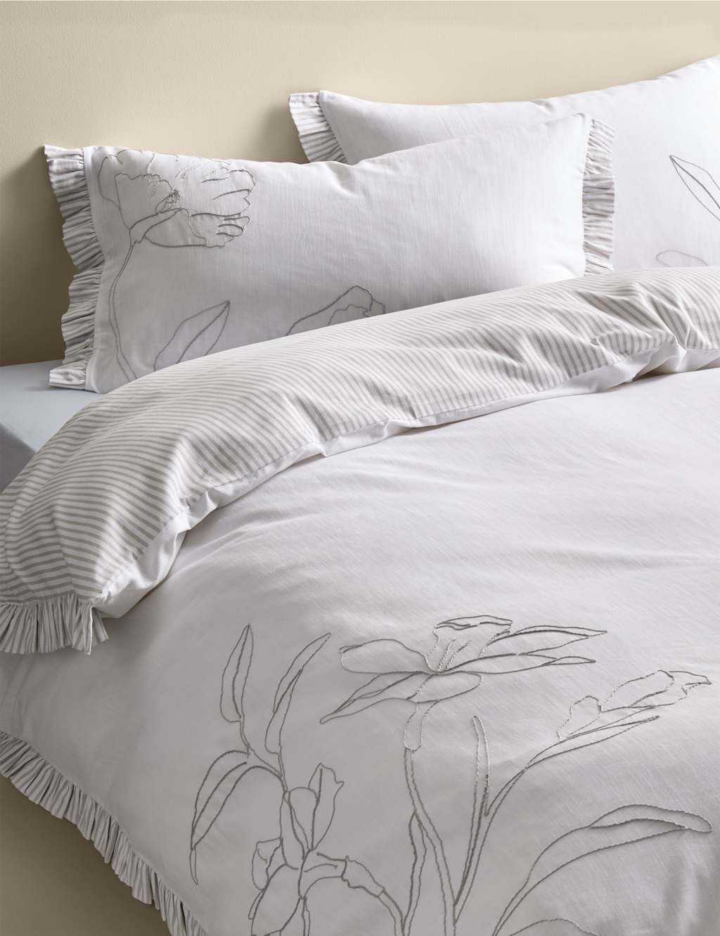 M&S Pure Cotton Floral Embroidered Bedding Set White Mix