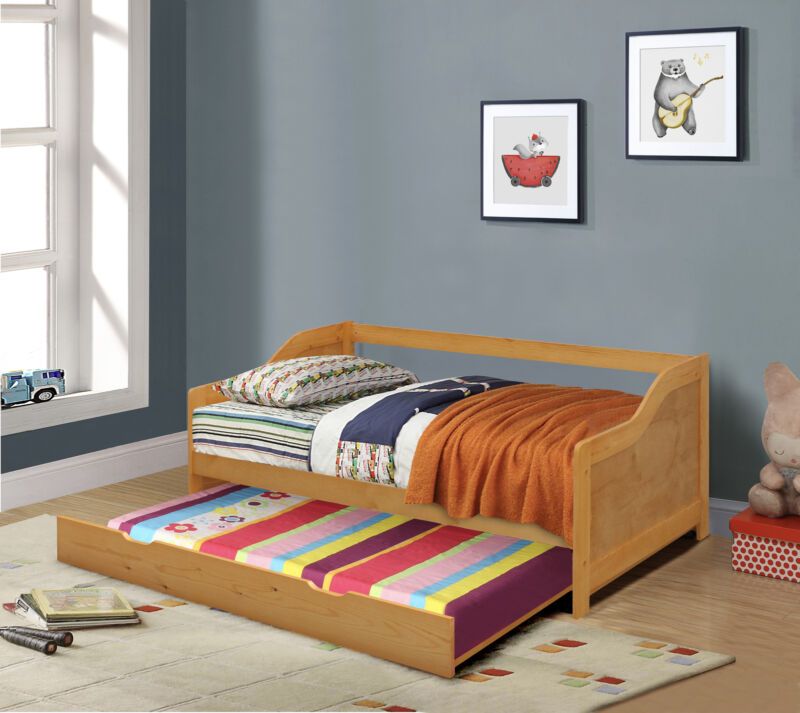 Comfy Living Ltd 3ft Wooden Trundle Bed in Light Brown