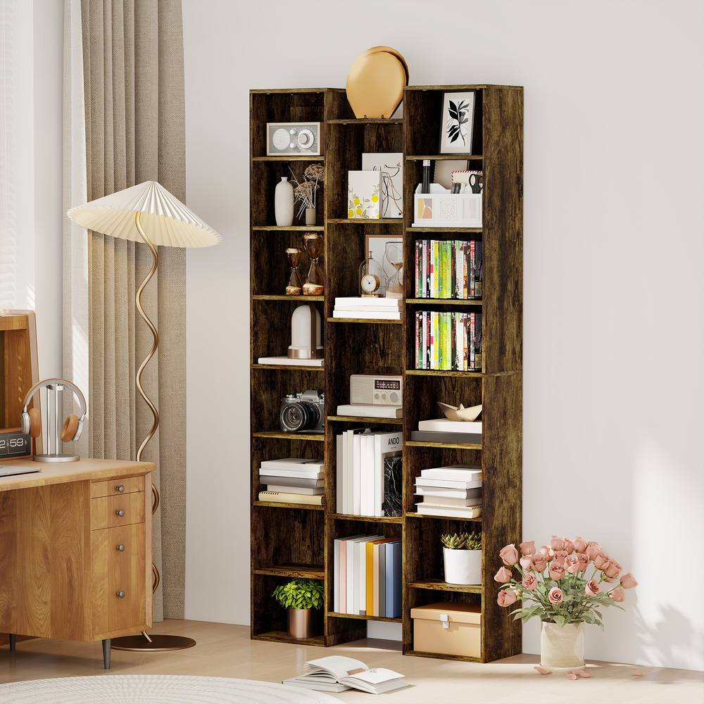 HOMCOM Tall Bookshelf with 21 Compartments & 10 Adjustable Shelves, Brown