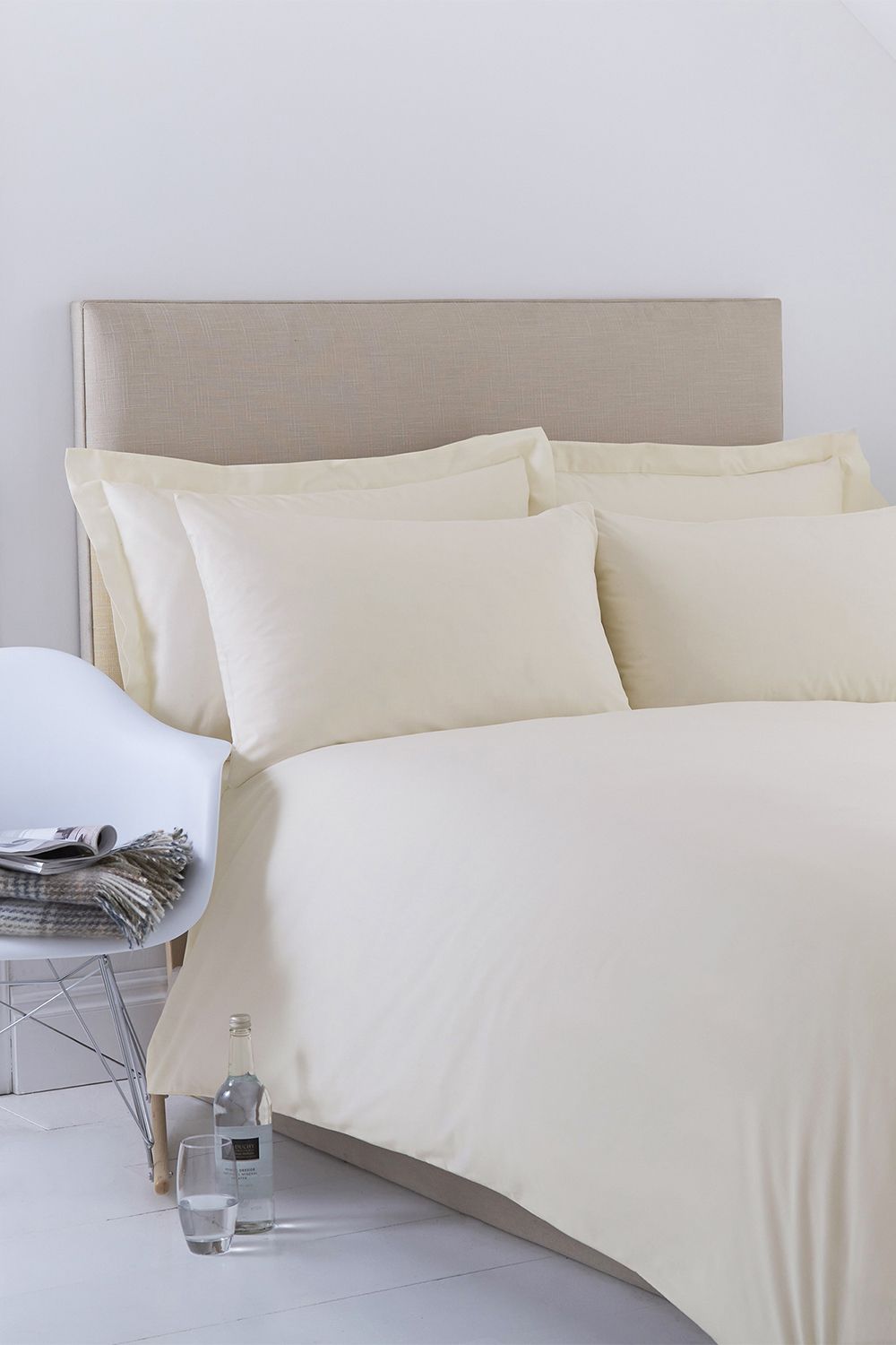 Martex Poetry Plain Dyed Duvet Cover Set in Ivory