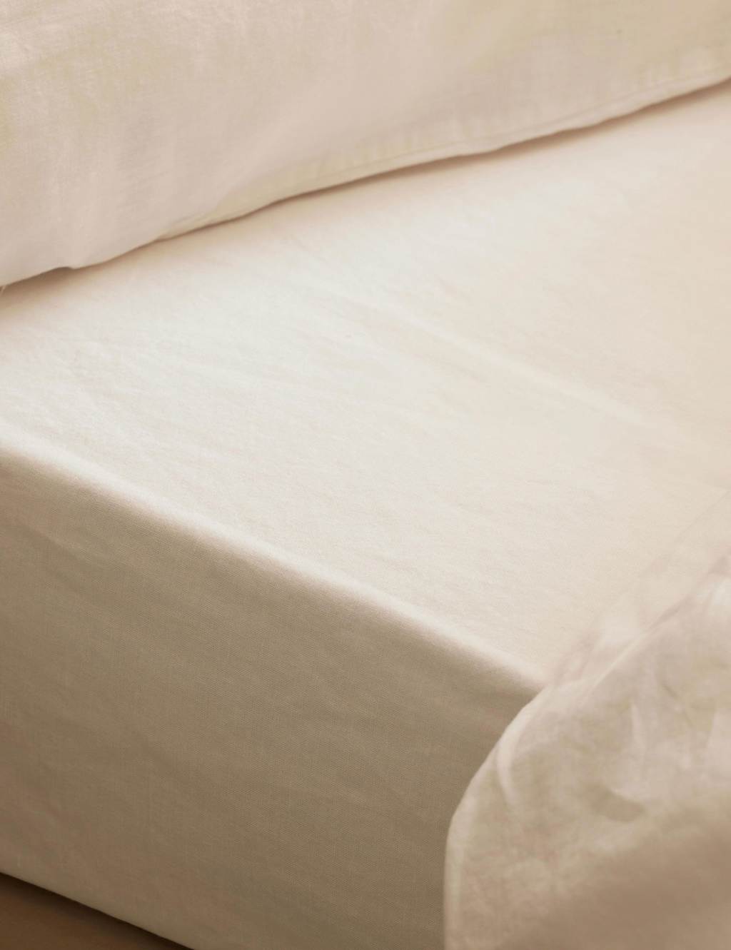 Piglet In Bed Pure Linen Fitted Sheet Cream