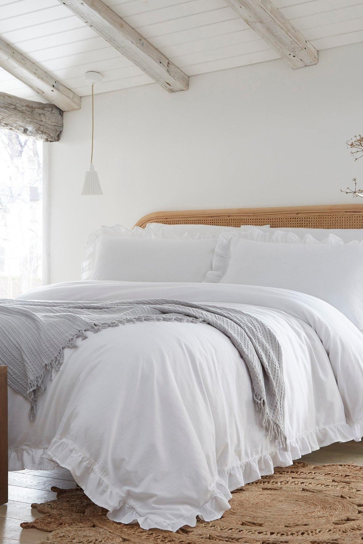 Appletree 'Cassia Frill' 100% Cotton Relaxed Look Duvet Cover Set in White