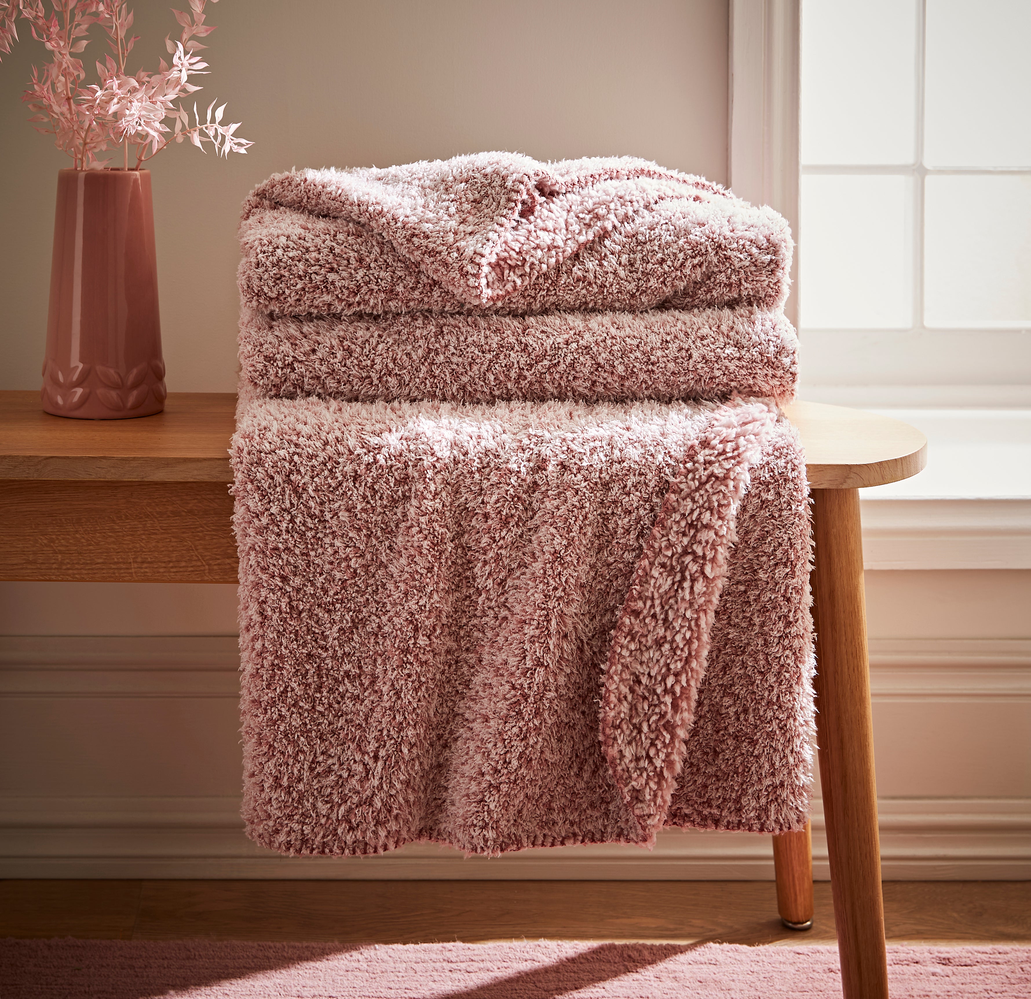 Teddy Bear Soft Marl Throw Pink