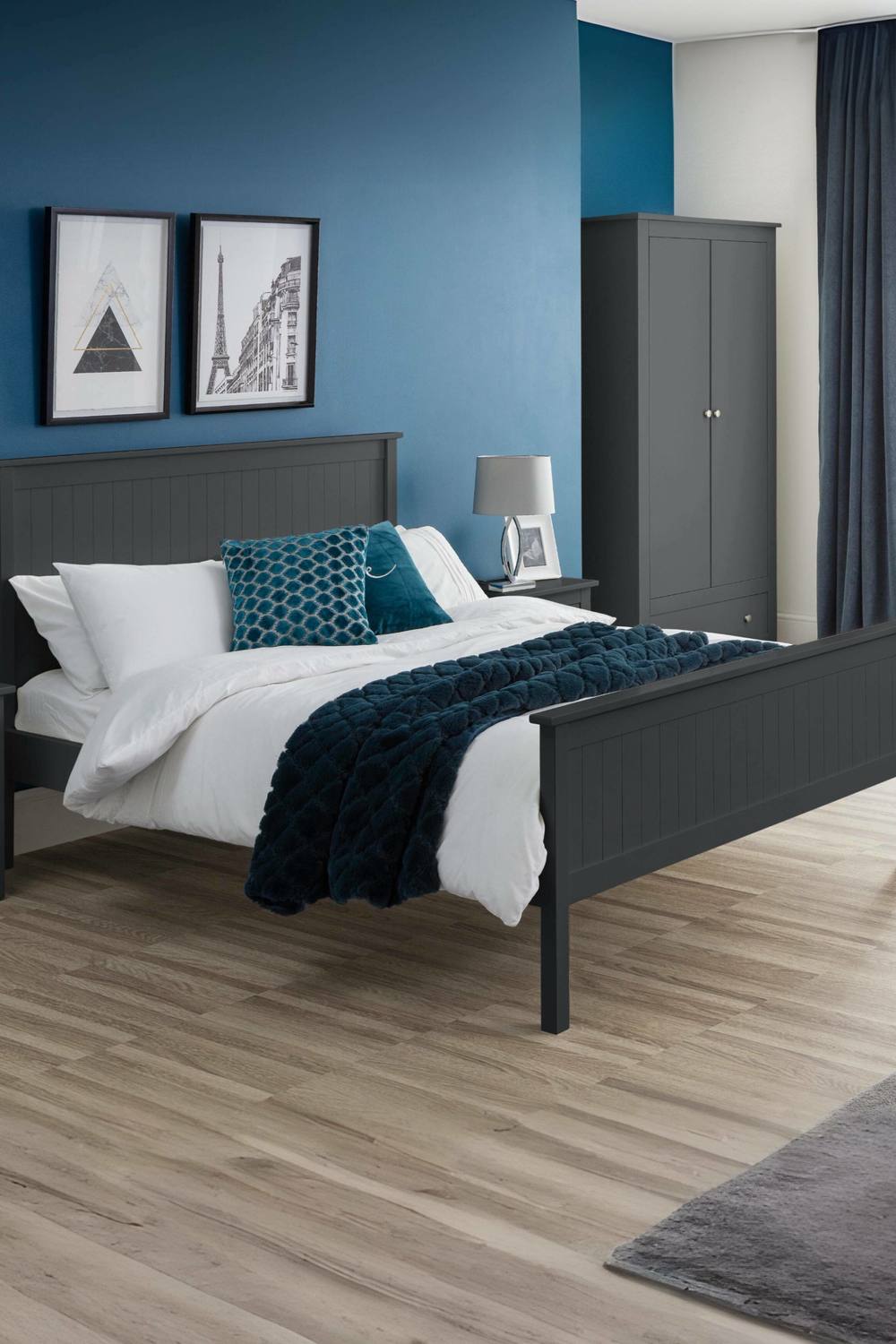 Julian Bowen Maine Bed in Black