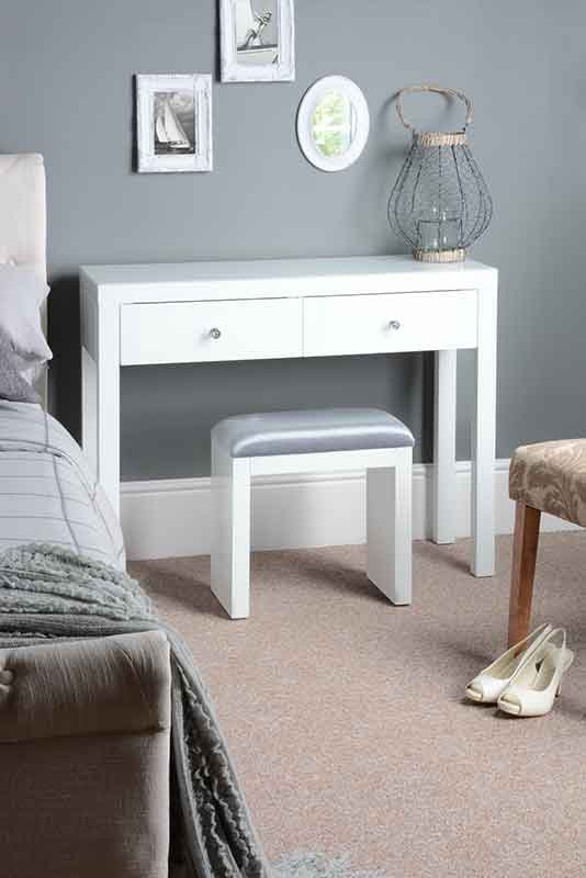 MADISON White Glass Dressing Table with 4 Legs