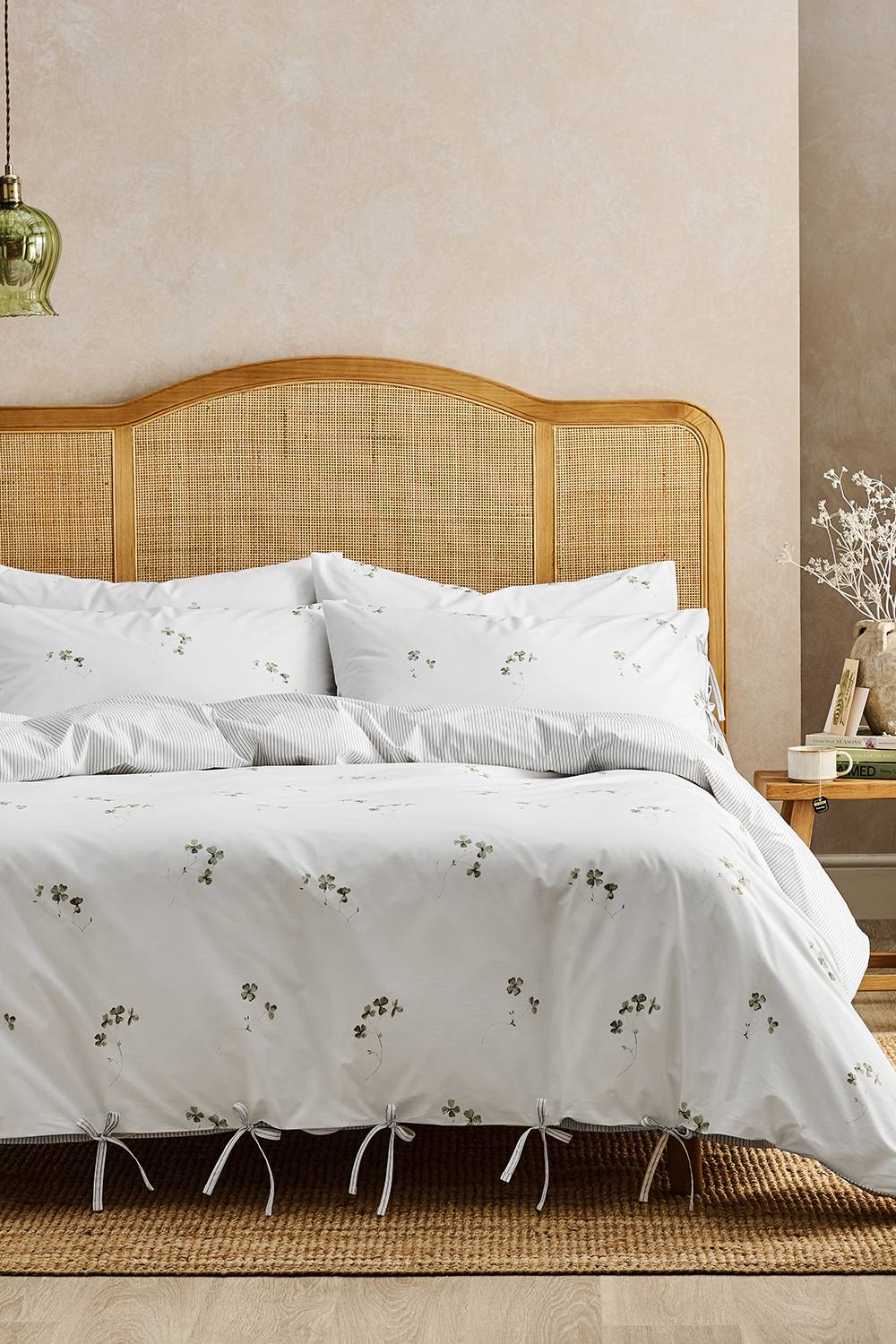CHRISTY 'Clover' Romantic Floral Cotton Percale Bow-Tied Duvet Cover Set in White 4