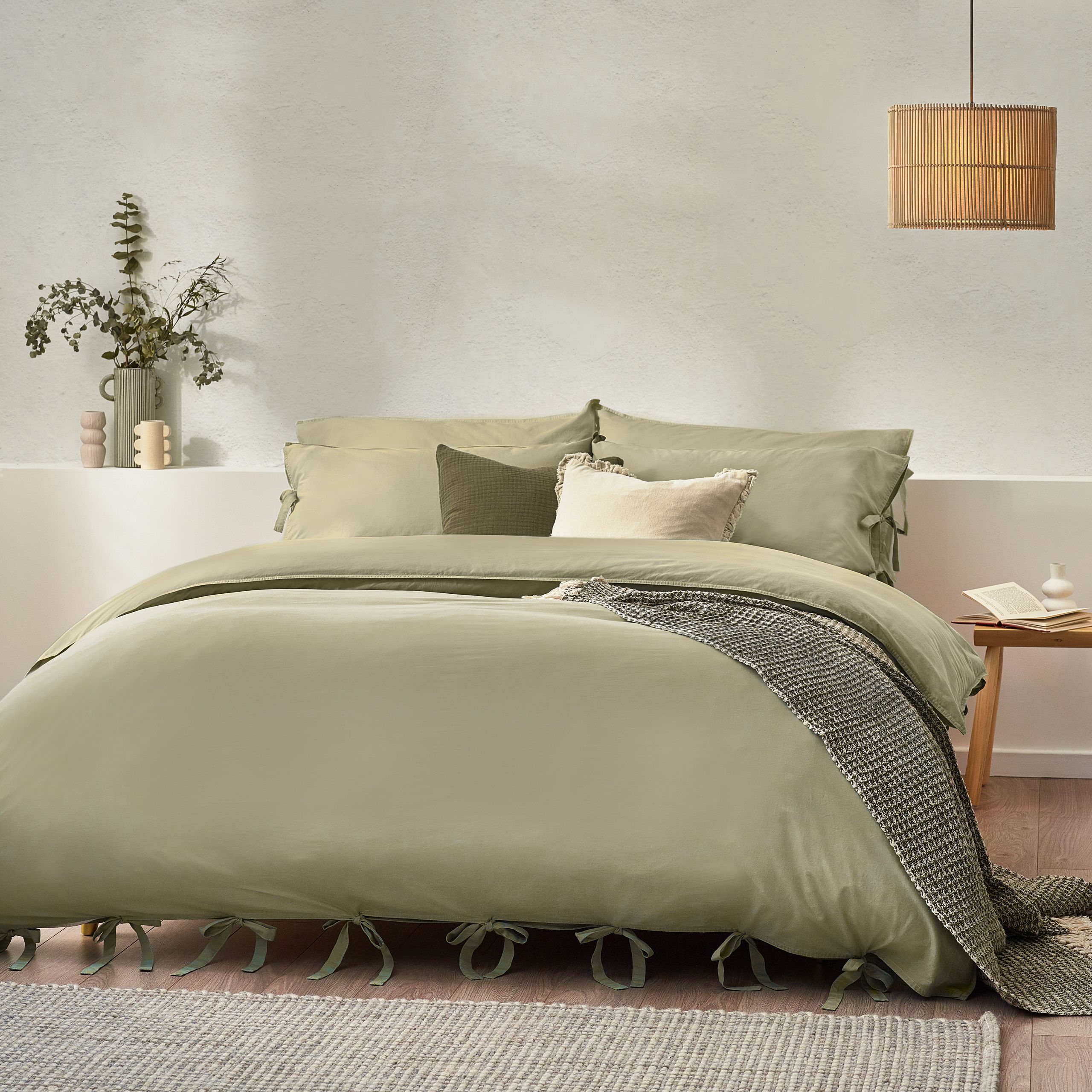 Yard Mallow Bow Tie 100% Cotton Duvet Cover Set in Light Green