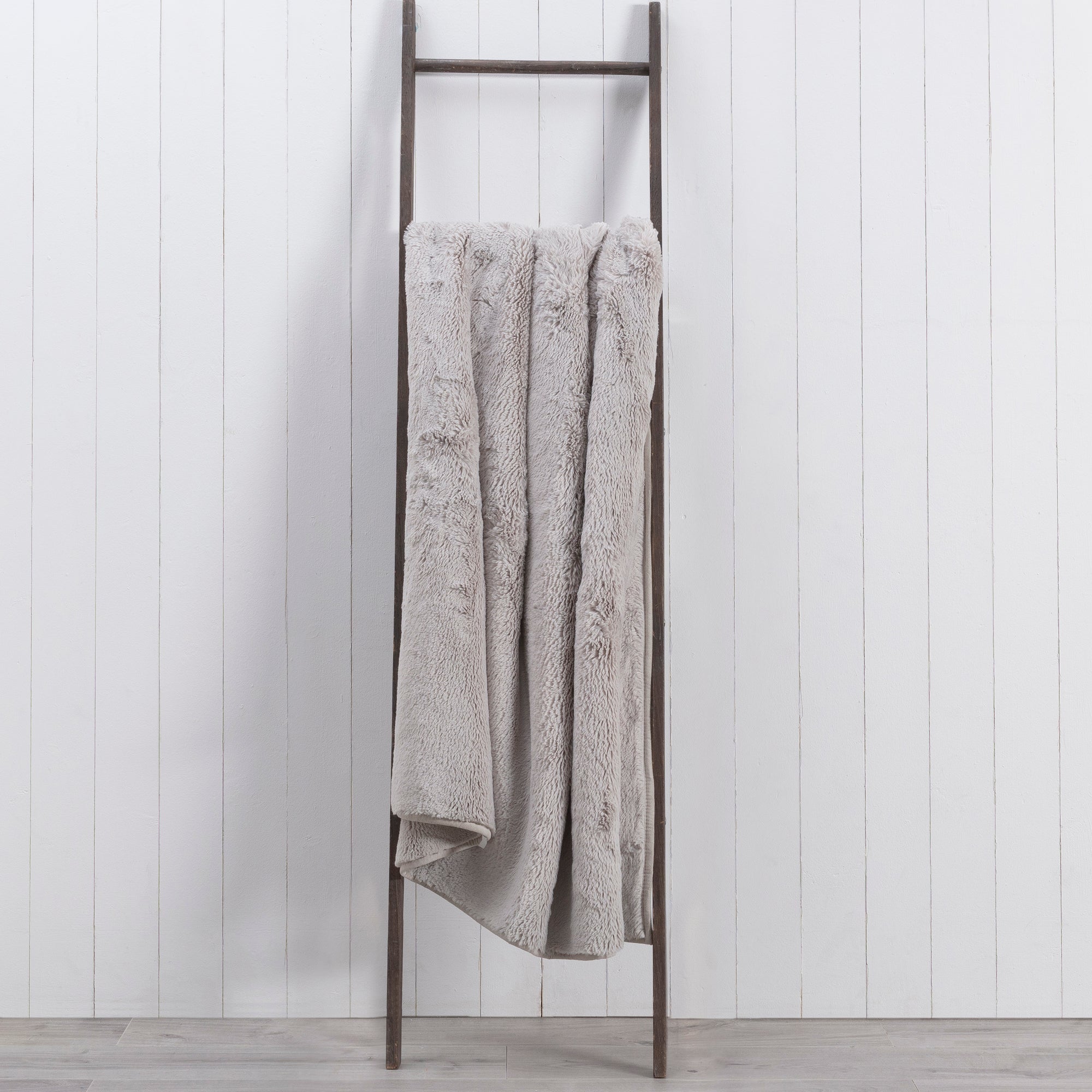 Aspen Plush Faux Fur 200cm x 200cm Throw Purple