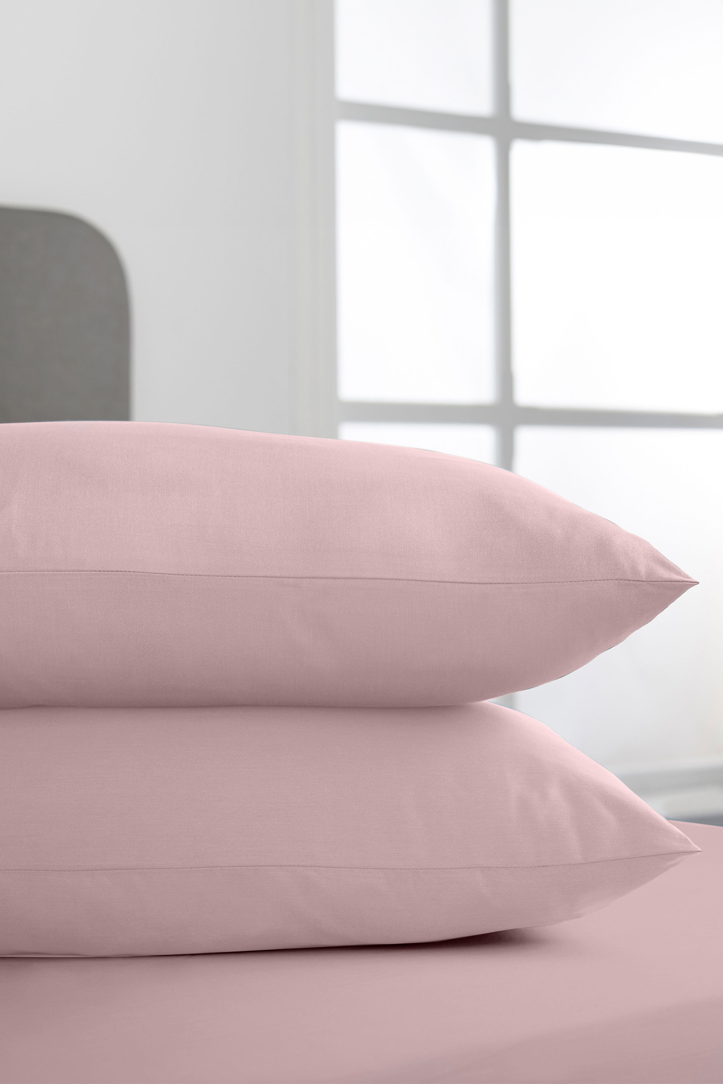 Bianca 400 Thread Count Cotton Sateen Standard Pillowcases in Pink