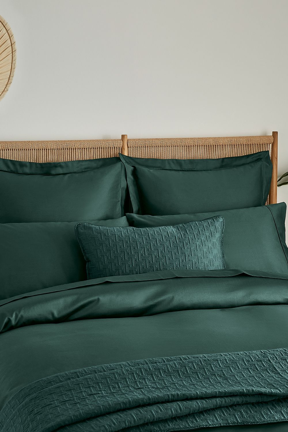 Ted Baker 'TB Plain Dye' Cotton Sateen Square Oxford Pillowcase in Dark Green 3