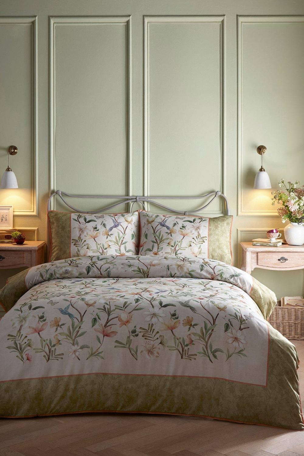 Appletree 'Fiorella' 100% Cotton Floral & Bird Print Duvet Cover Set in Natural