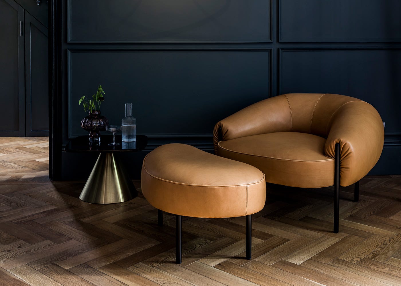 Heal's Isola Armchair Siena Cotton Clay Black Feet 2