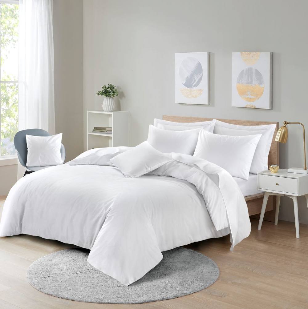Homes-Linen Plain Dyed Polycotton Duvet Cover Set with Pillowcases in White