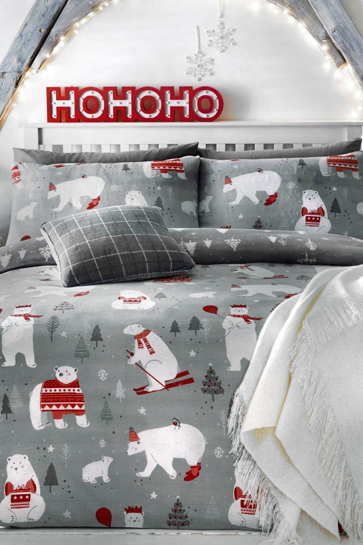 Bedlam 'Polar Bears' Christmas Duvet Cover Set in Silver