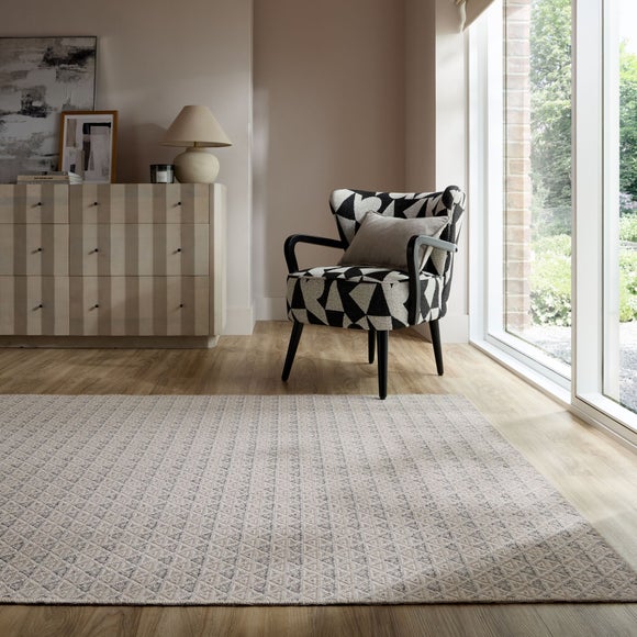 Geo Diamond Woven Washable Rug