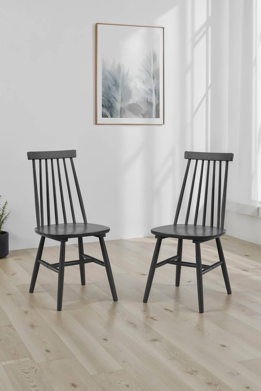 Julian Bowen Alassio Spindle Back Dining Chair (Set of 2) in Black