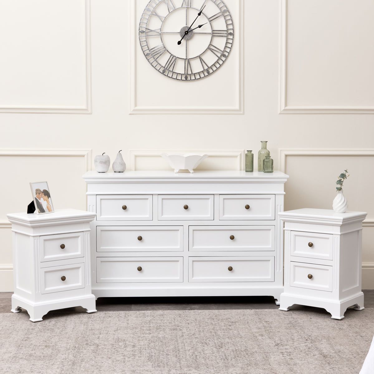 Melody Maison Large White 7 Drawer Chest Of Drawers & Pair Of Bedside Tables - Daventry White Range