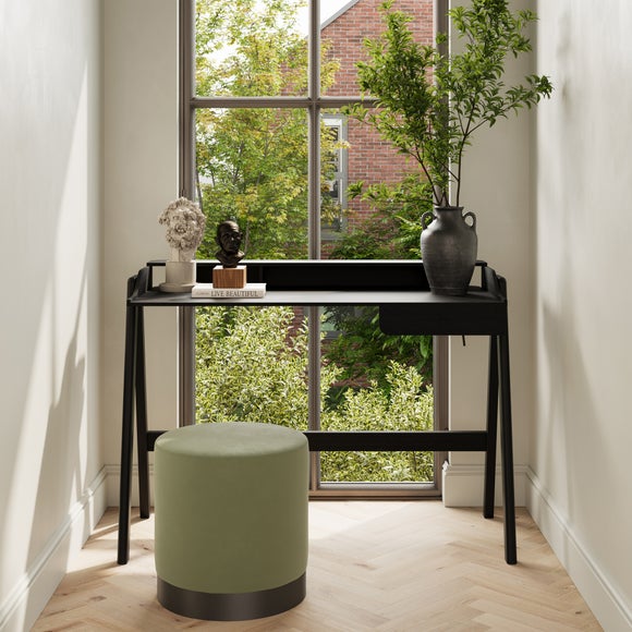 Lark Desk, Black