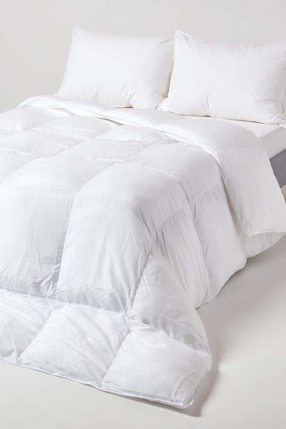 Homescapes Luxury Hotel Quality Super Microfibre 13.5 Tog Winter Duvet in White