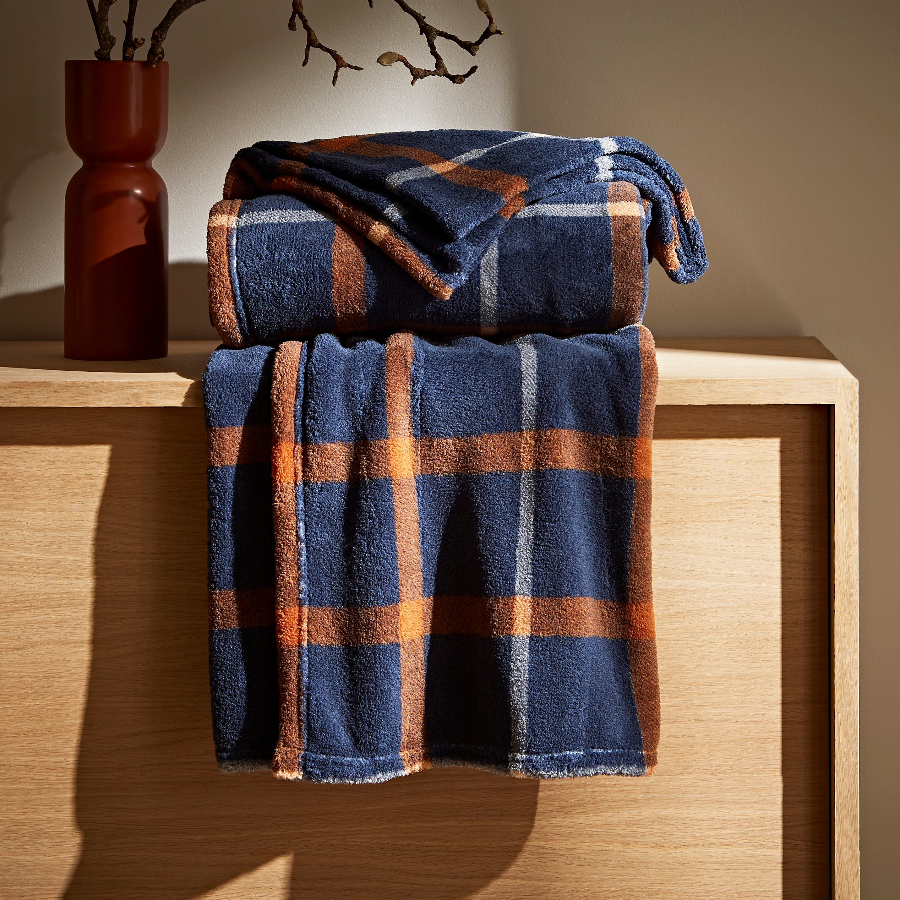 Check Fleece Throw Navy Blue/Orange
