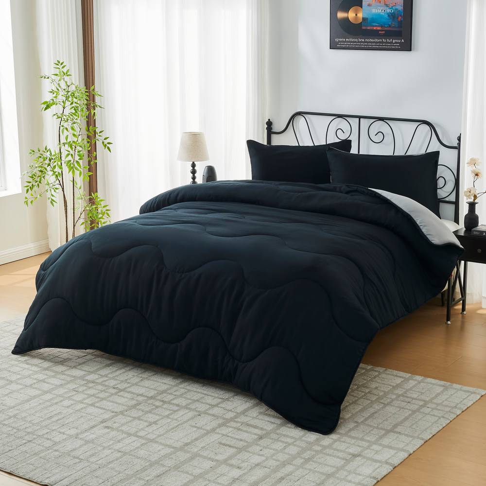 GAVENO CAVAILIA Coverless Microfiber Duvet in Black