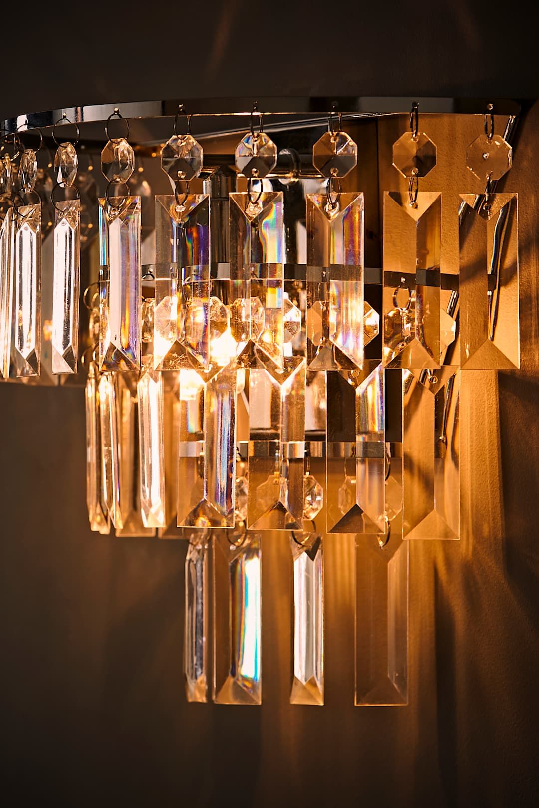 ValueLights Kelsks Chrome with Droplets Chandelier Style Flush Wall Light & Bulb in Silver
