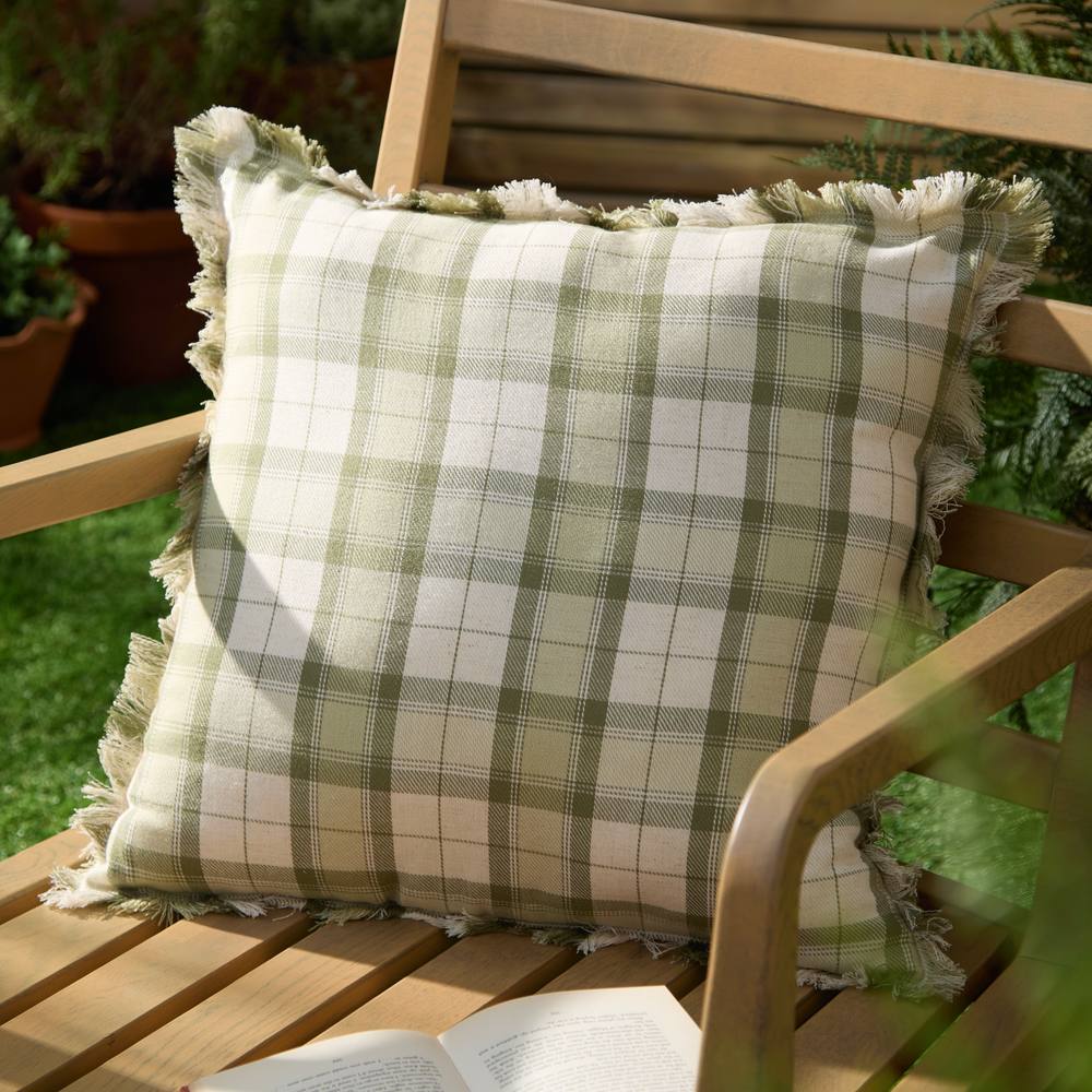 Voyage Maison Arrochar Tartan Woven Indoor/Outdoor Cushion in Green