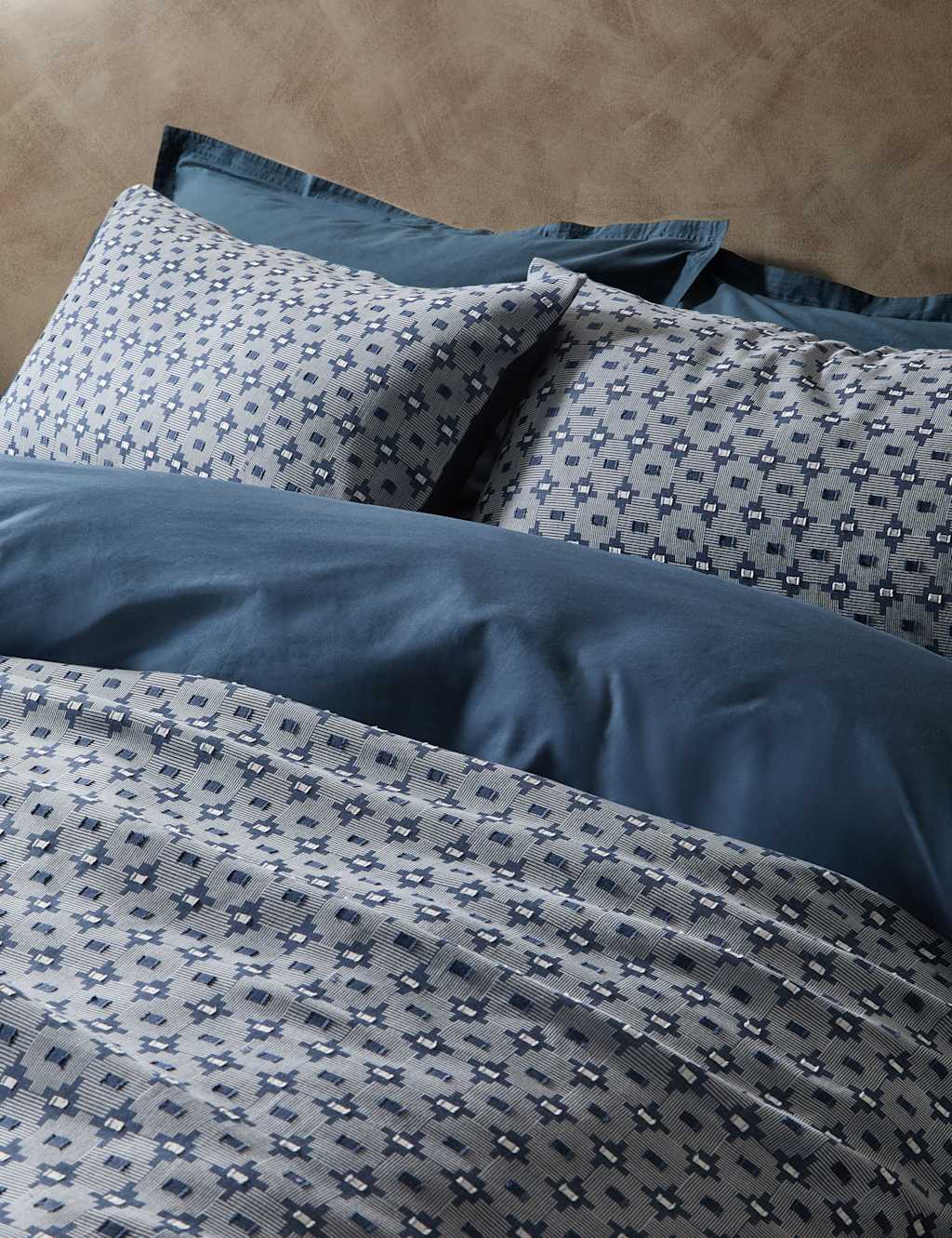 M&S X Fired Earth Kanbina Dobby Jacquard Pure Cotton Bedding Set Under The Waves