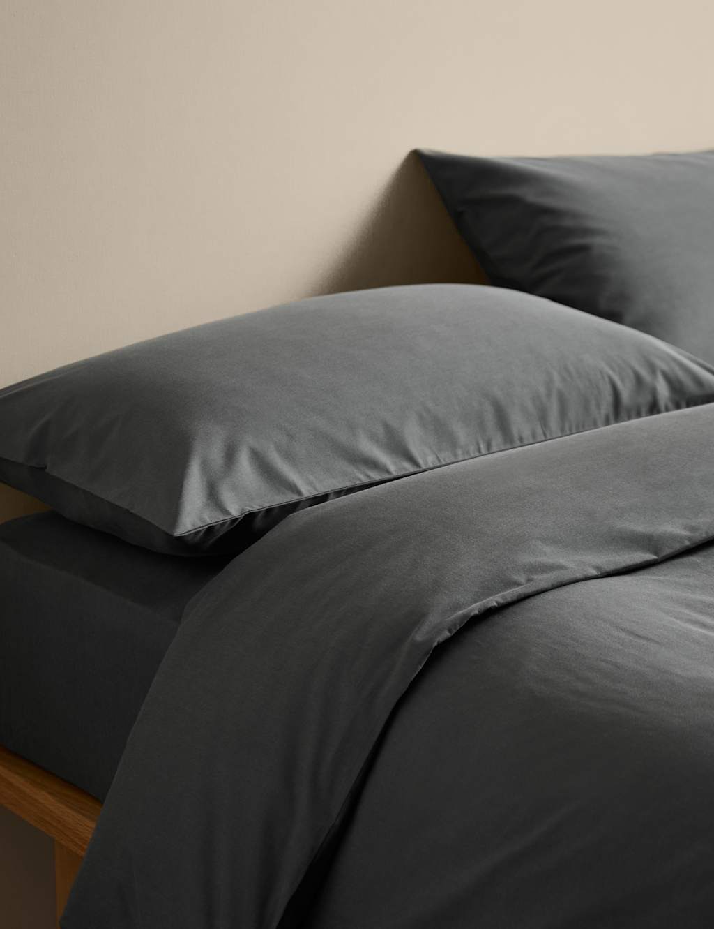 M&S Body Sensor™ Pure Cotton Bedding Set Charcoal