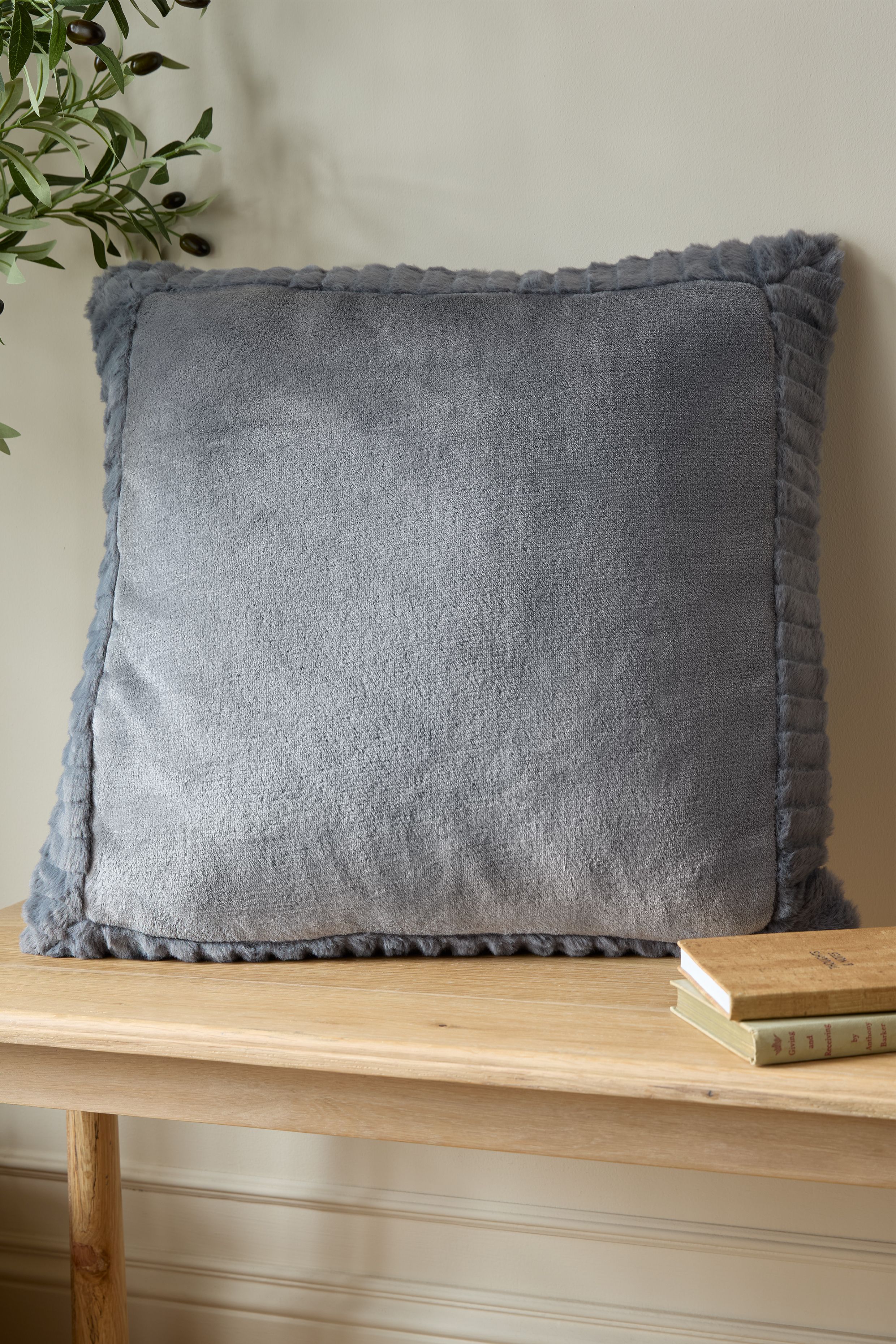 Catherine Lansfield 'Velvet & Faux Fur' 55x55cm Cushion in Grey