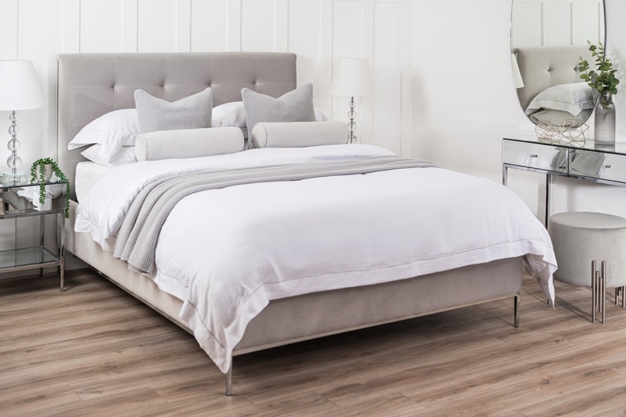 Stiletto Bed Silver