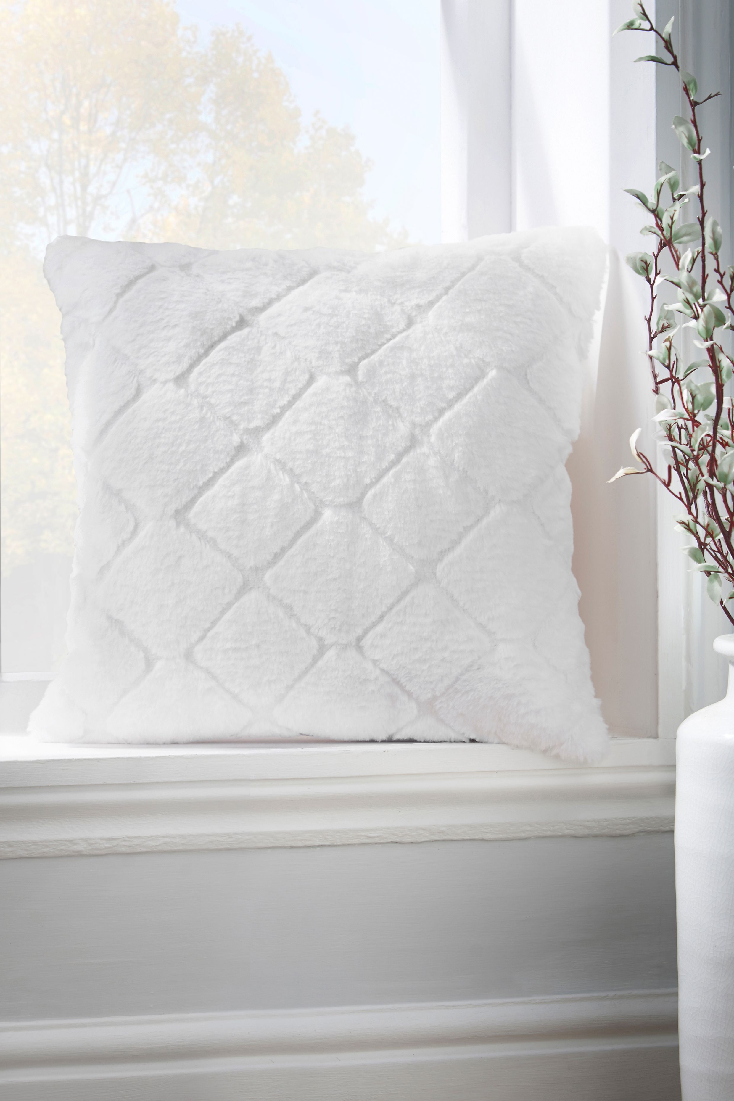 Catherine Lansfield 'Cosy Diamond' Cushion in White