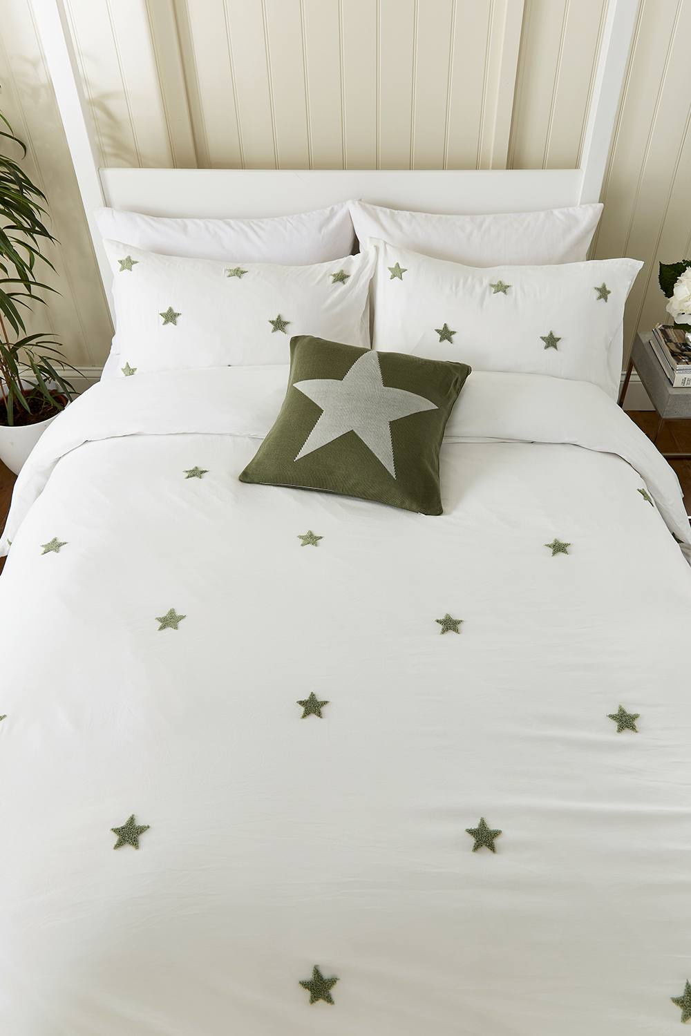 Helena Springfield 'Tufted Star' Woven Duvet Cover Set in Green 3
