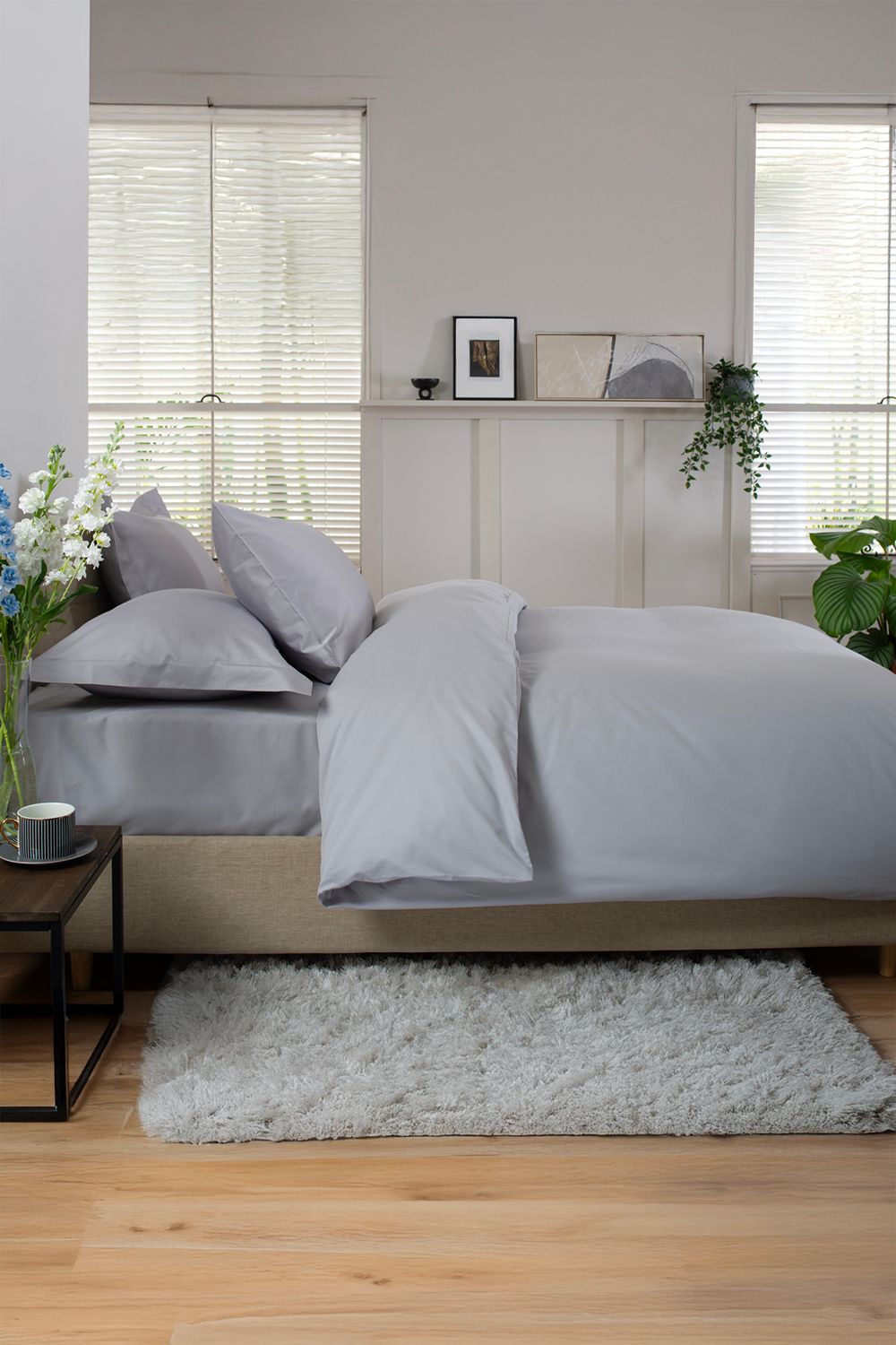 The Lyndon Company 800 Thread Count 100% Cotton Luxury Hotel Quality Fitted Sheets in Grey