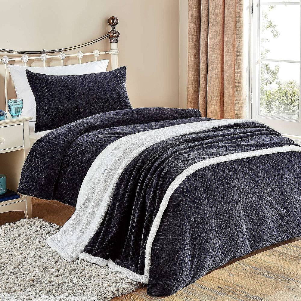 Coopers of Stortford Embossed Sherpa Fleece Duvet Cover & Pillowcase Set in Navy