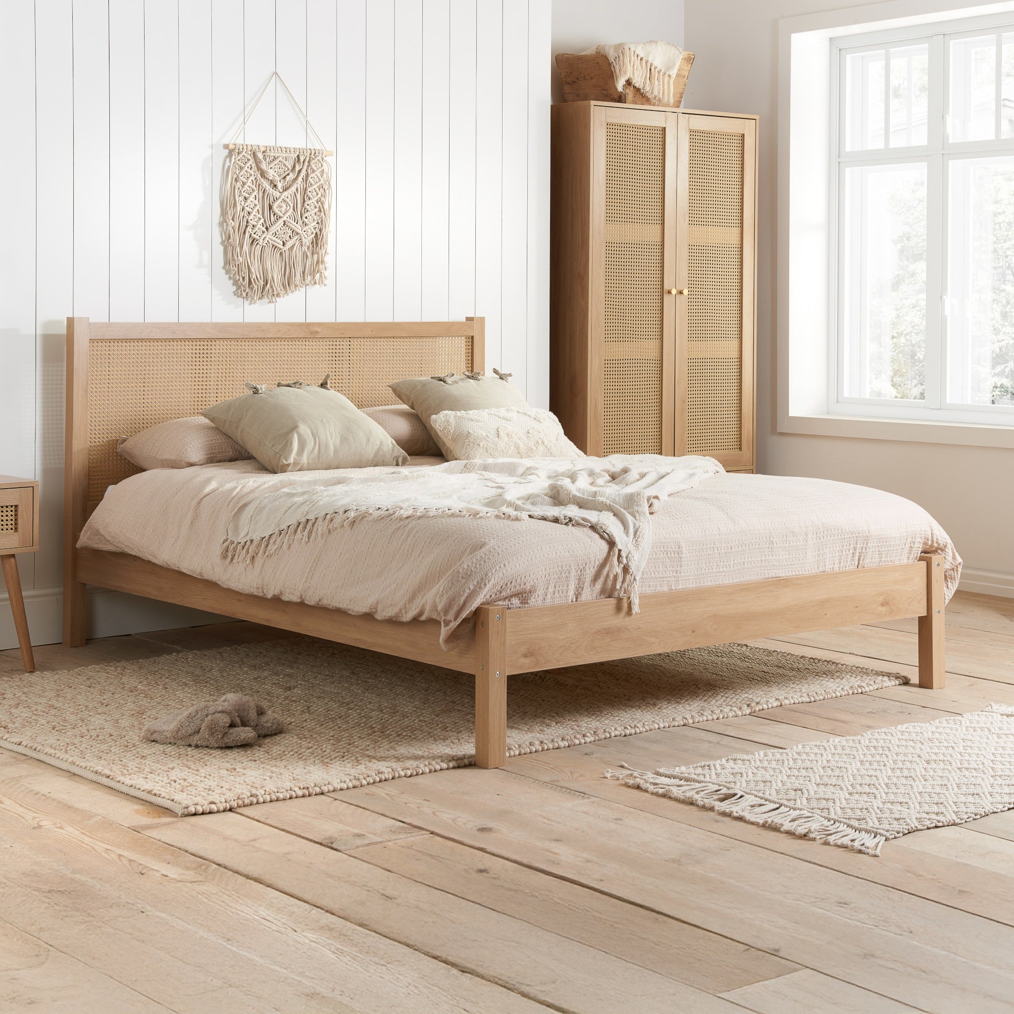 Croxley - King Size - Bed Frame - Oak - Rattan Wood - 5ft - Happy Beds