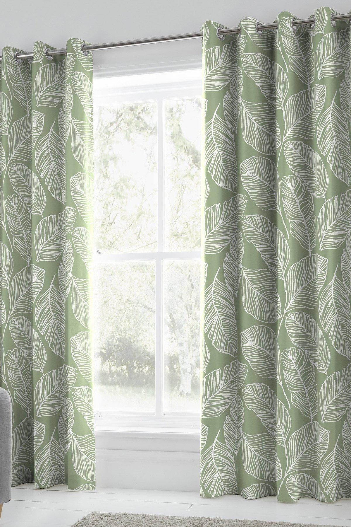 Fusion 'Matteo' 100% Cotton Light Filtering Pair of Eyelet Curtains in Green