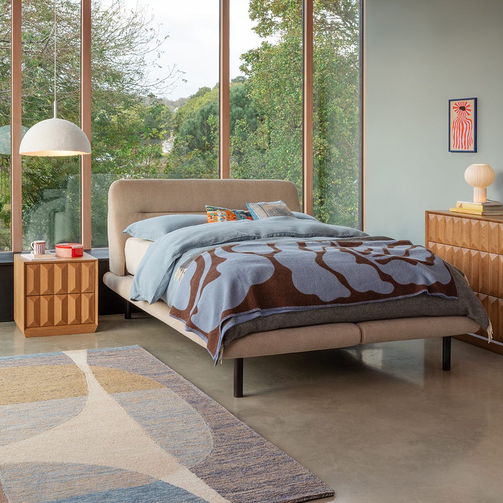 Heal's Gia Bed Super King Nova Velluto Corn Slats Black Feet 3