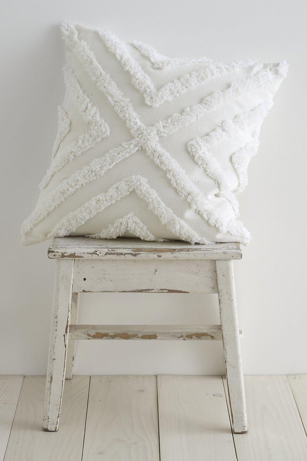 Diamond Tufted Cushion