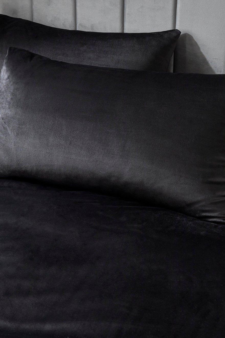 Laurence Llewelyn-Bowen 'Montrose' Luxury Velvet Duvet Cover Set in Black 3