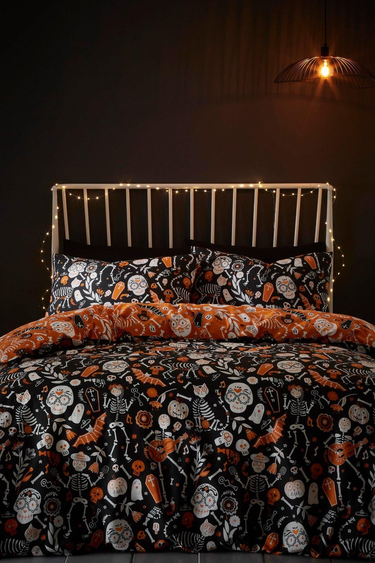 Bedlam 'Halloween Day of the Dead' Childrens Bedroom Duvet Cover Set in Black