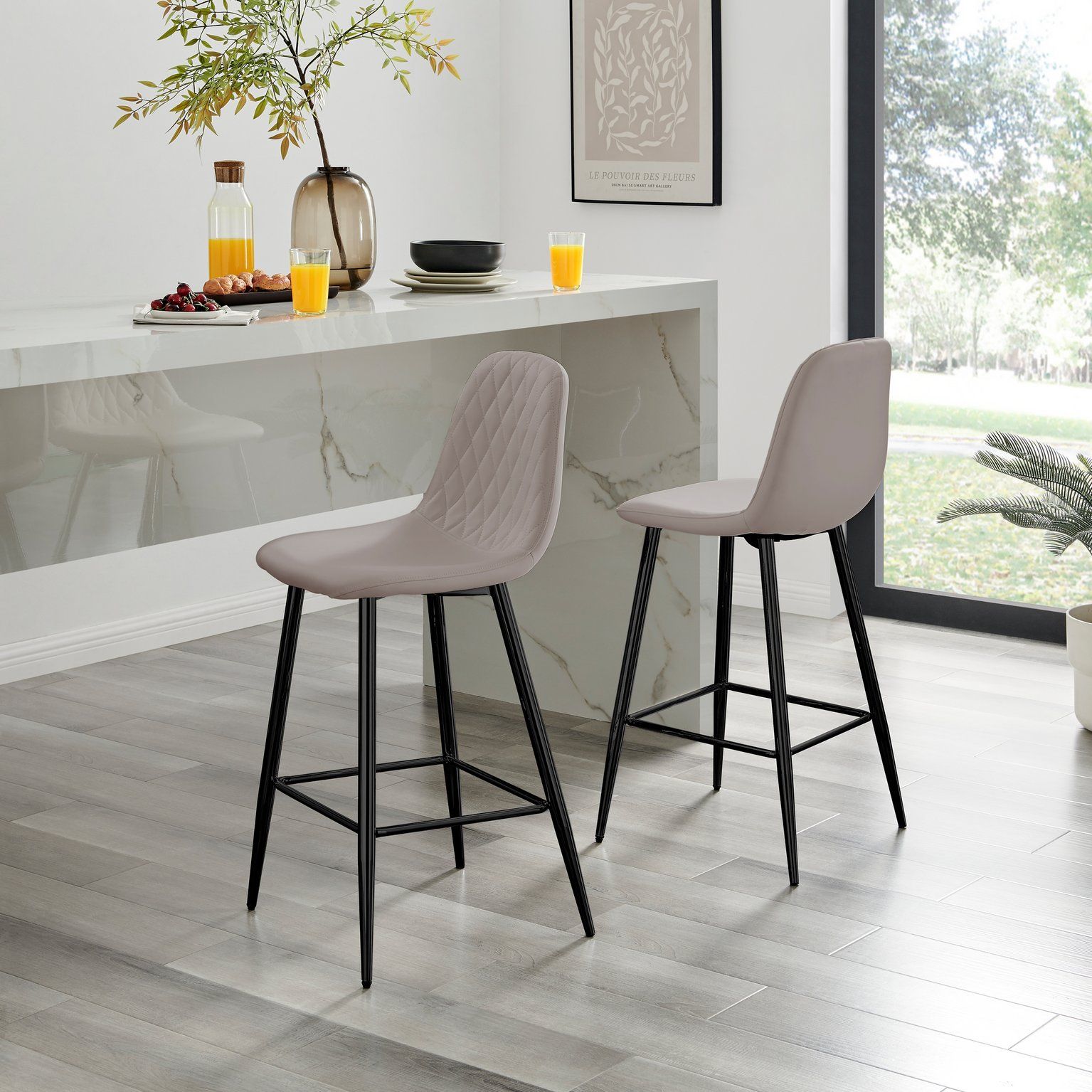 FurnitureboxUK Corona Set of 2 Counter Stools - Faux Leather Counter Stools With Black Legs - Kitchen Island Stool in Beige