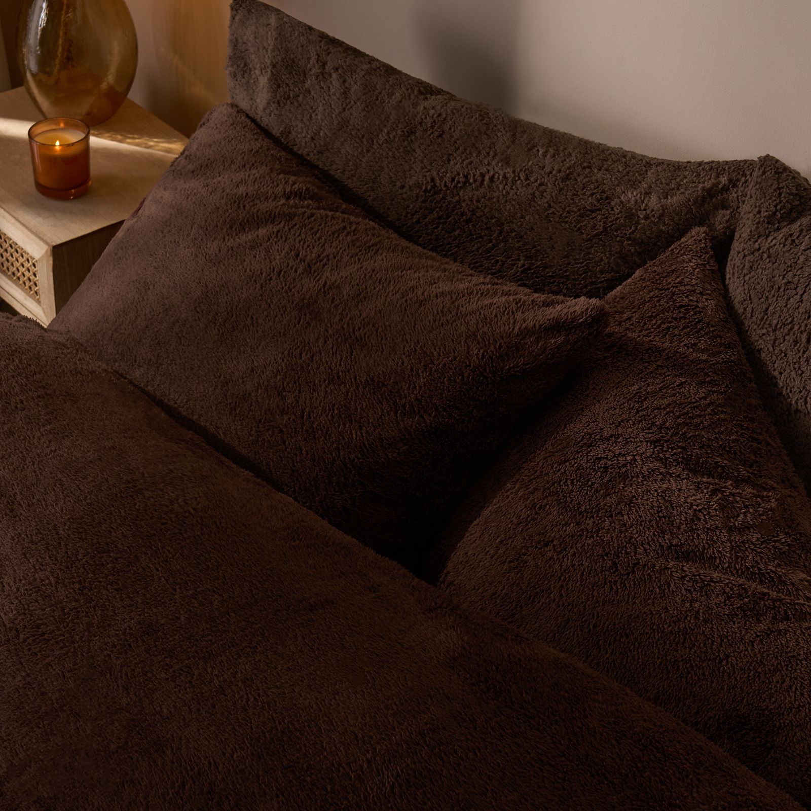 OHS 2 Pack Thermal Teddy Fleece Pillowcase Cover in Chocolate