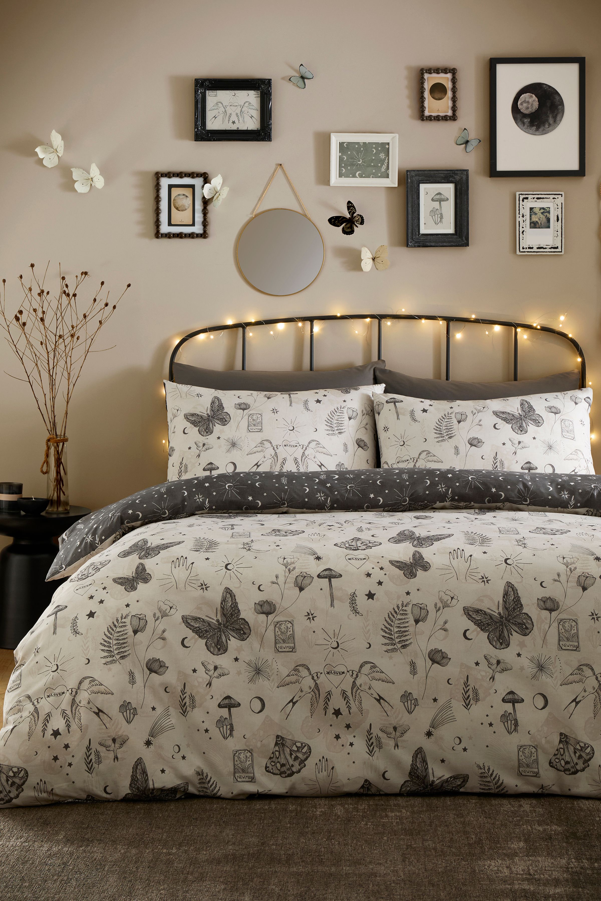Fusion 'Celeste' Hand Drawn Print Reversible Duvet Cover Set in Grey
