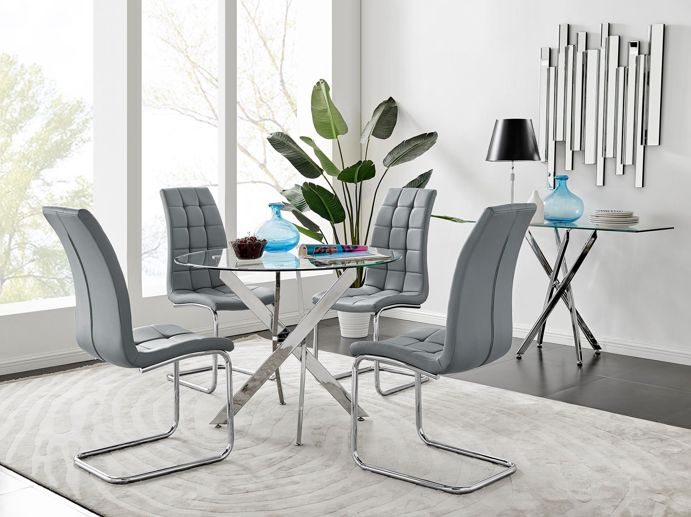 FurnitureboxUK Novara Chrome Metal 100cm Round Glass Dining Table & 4 Murano Dining Chairs in Grey