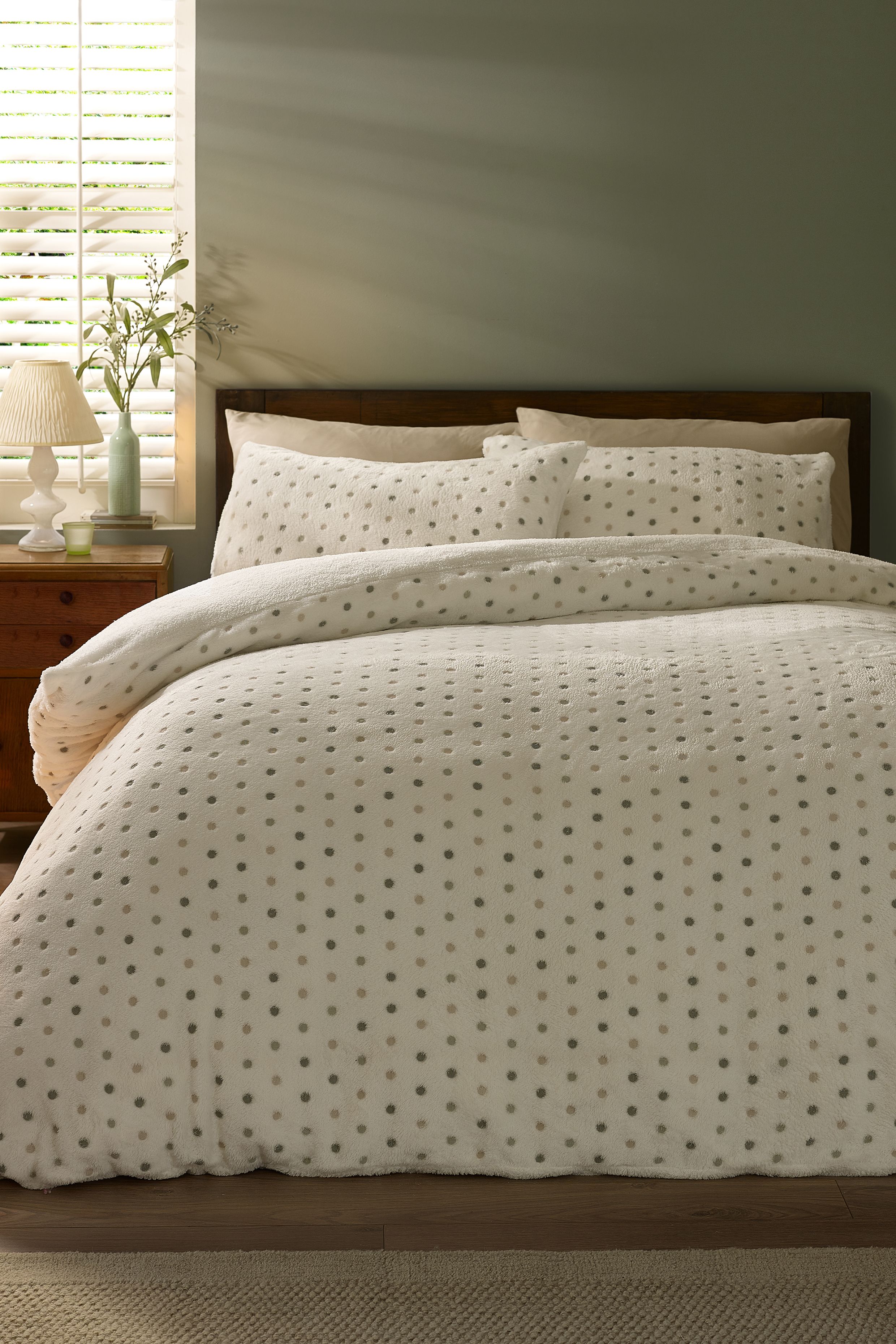 Catherine Lansfield 'Cosy Spot' Fleece Duvet Cover Set Cream
